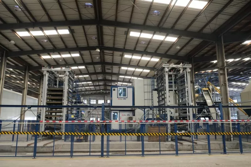 QGM automatic block machine